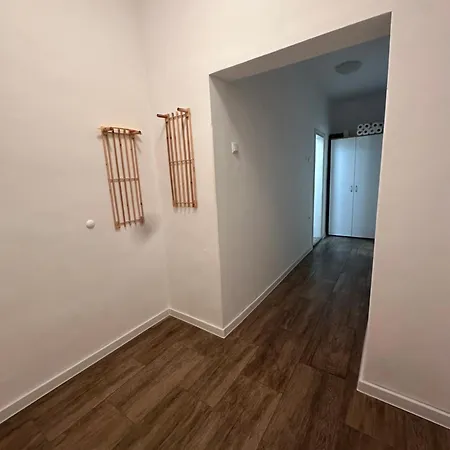 아파트 Ssenyange Sea Garden *